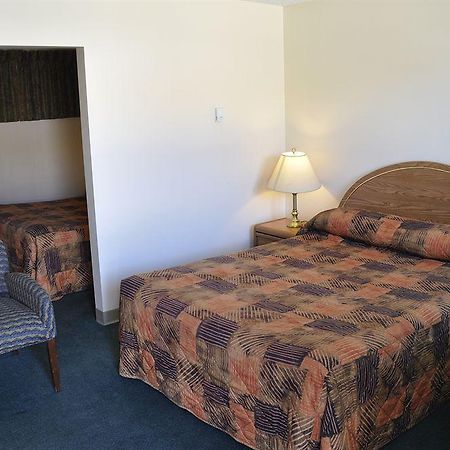Big Horn Motel Hinton Ngoại thất bức ảnh